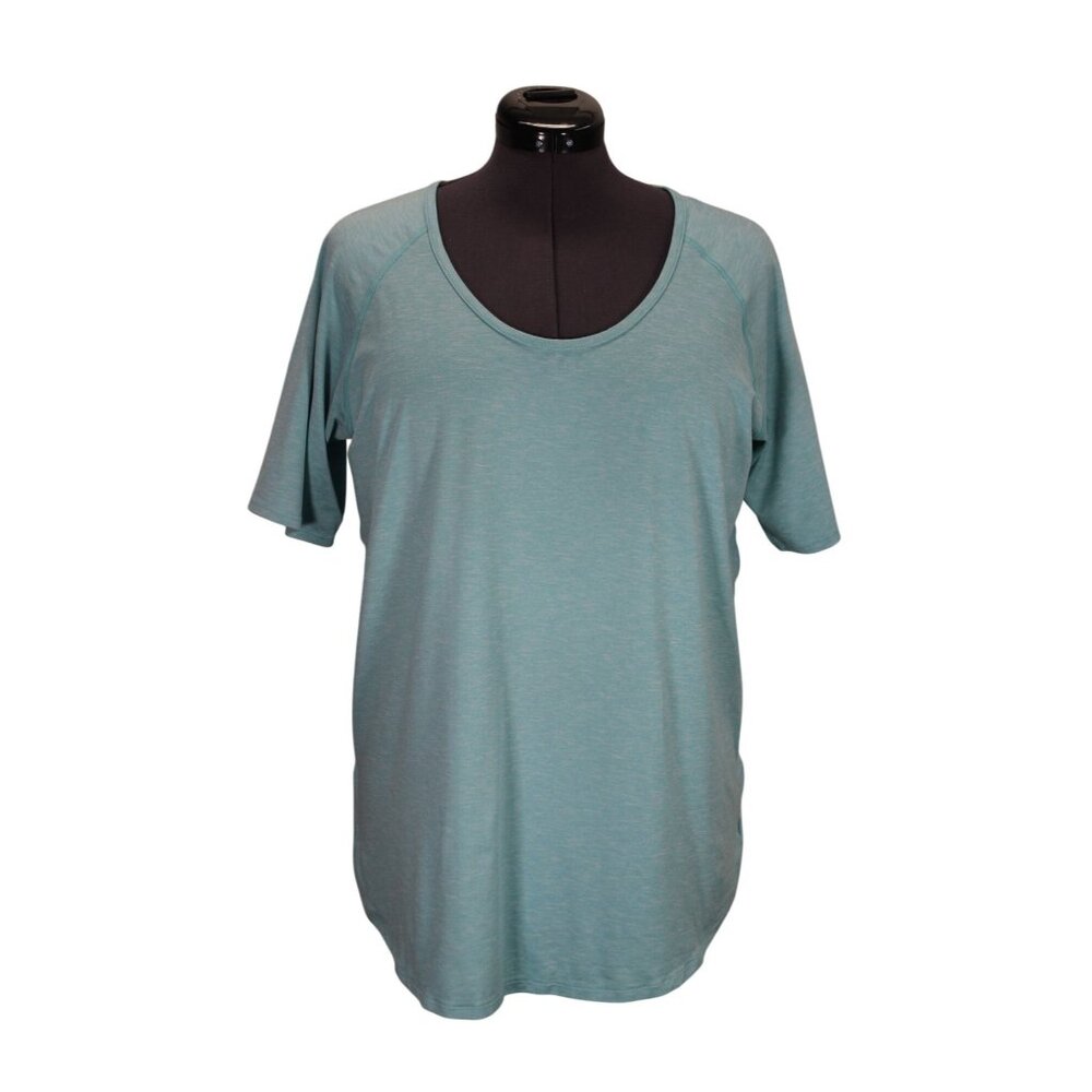 Columbia Performance T-Shirt Women’s Size Large Raglan Sleeve‎ Round Neck